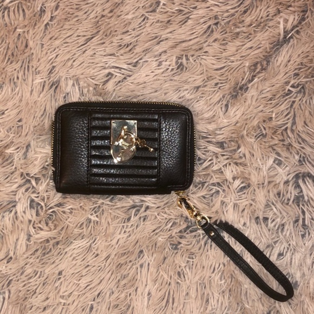 JUICY‎ COUTURE Tech Wristlet Wallet in Black